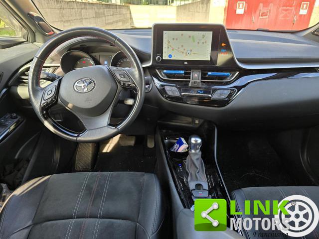 TOYOTA C-HR usata, con Autoradio