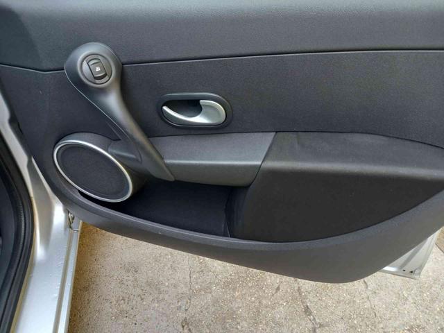 RENAULT Clio usata 24