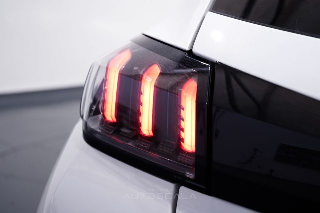 PEUGEOT 208 usata, con Vivavoce