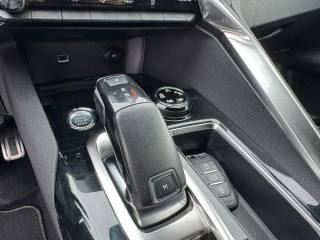 PEUGEOT 3008 usata, con Climatizzatore