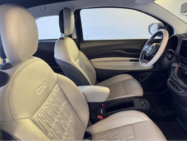 FIAT 500e usata, con Boardcomputer