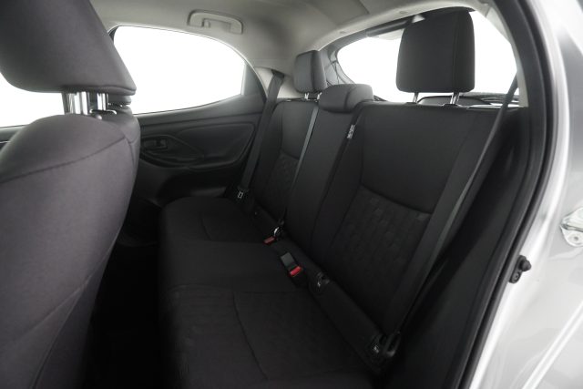 TOYOTA Yaris usata 3