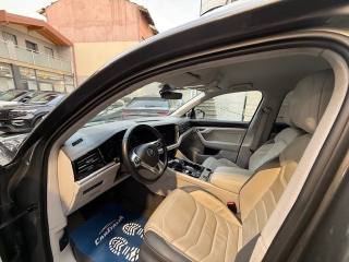 VOLKSWAGEN Touareg usata, con Climatizzatore