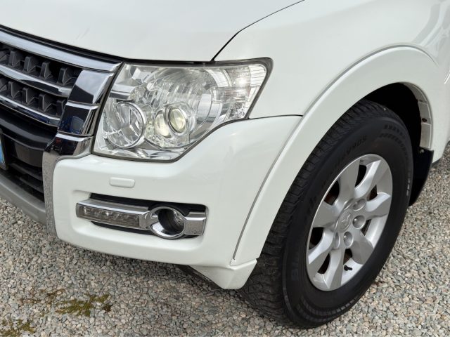MITSUBISHI Pajero usata, con Specchietti laterali elettrici