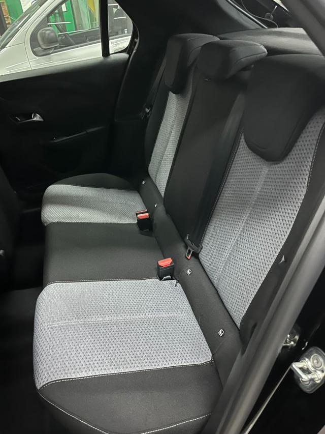 OPEL Corsa usata, con Sedile posteriore sdoppiato
