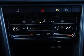 VOLKSWAGEN T-Roc usata, con Touch screen