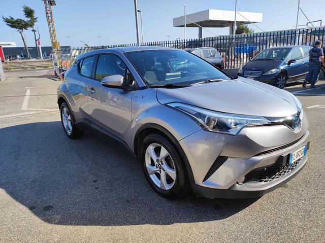 TOYOTA C-HR usata, con Climatizzatore