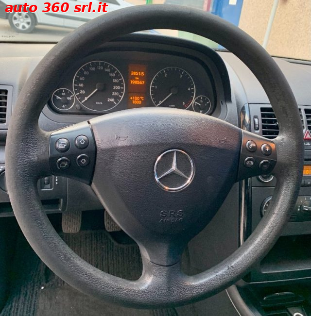 MERCEDES-BENZ A 160 usata, con Boardcomputer
