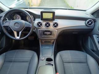 MERCEDES-BENZ GLA 200 usata, con Airbag testa