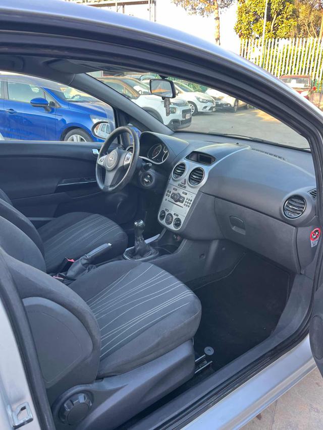 OPEL Corsa usata, con Chiusura centralizzata