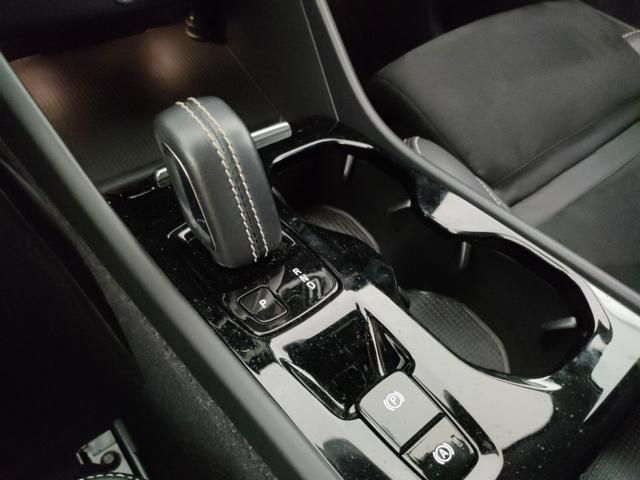 VOLVO XC40 usata, con Fari LED