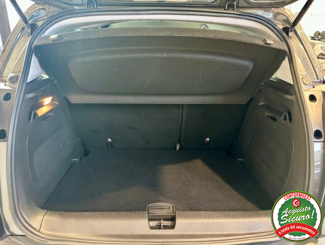 OPEL Crossland X usata, con Luci diurne LED