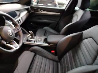 ALFA ROMEO Stelvio usata, con Specchietti laterali elettrici