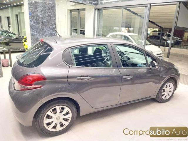 PEUGEOT 208 usata, con Alzacristalli elettrici