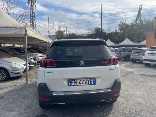 PEUGEOT 5008 usata, con Chiusura centralizzata