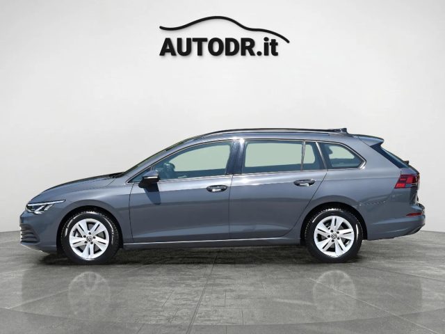 VOLKSWAGEN Golf Variant usata, con USB