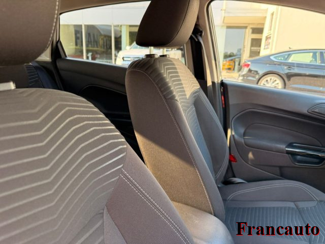 FORD Fiesta usata, con Chiusura centralizzata