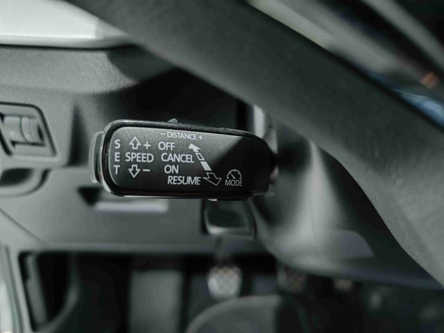 SKODA Kamiq usata, con Specchietti laterali elettrici