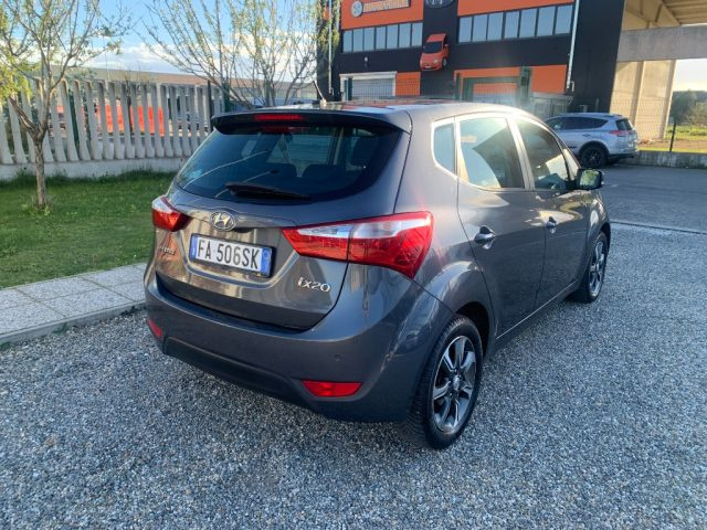 HYUNDAI iX20 usata, con Alzacristalli elettrici