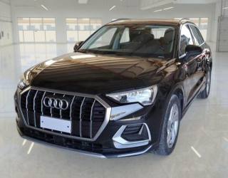 AUDI Q3 35 TDI S tronic Business Advanced