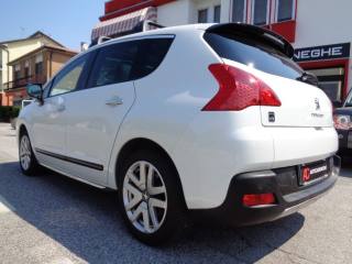 PEUGEOT 3008 usata, con Autoradio