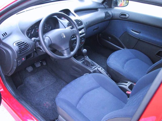PEUGEOT 206 usata, con Fendinebbia