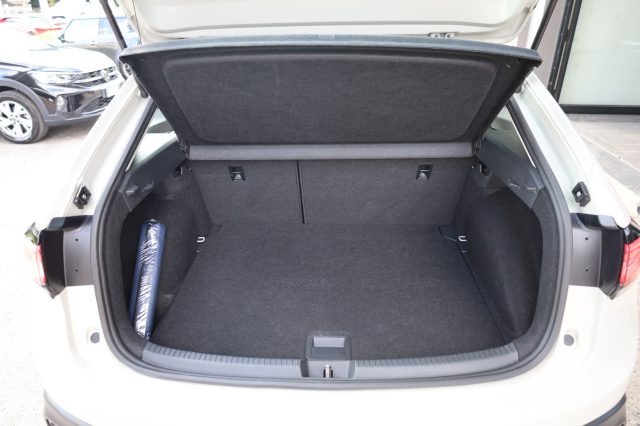 VOLKSWAGEN Taigo usata 111