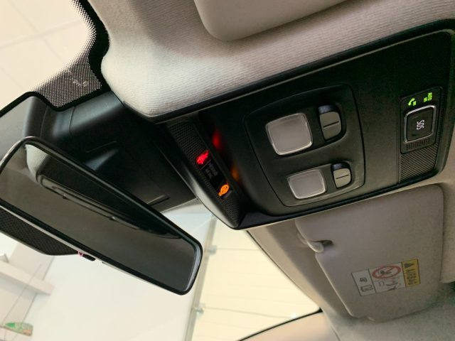 RENAULT Clio usata, con Autoradio digitale