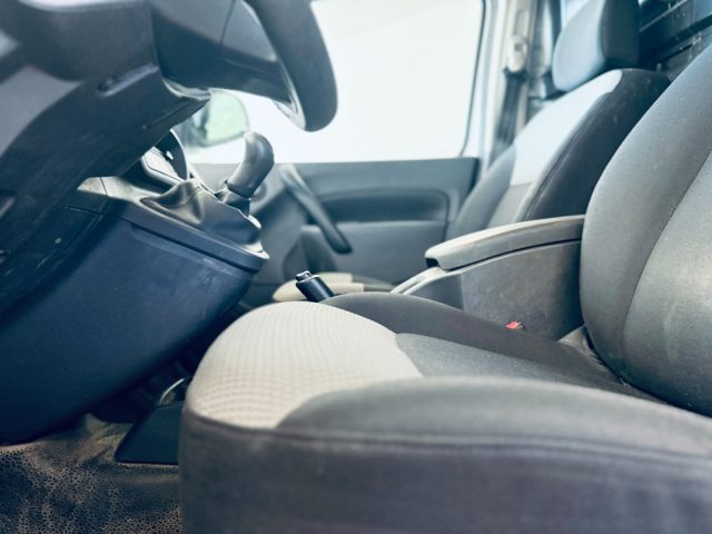 RENAULT Kangoo usata, con ESP