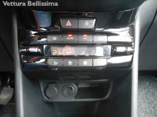 PEUGEOT 208 usata, con Airbag testa