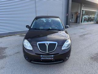 LANCIA Ypsilon usata, con Airbag