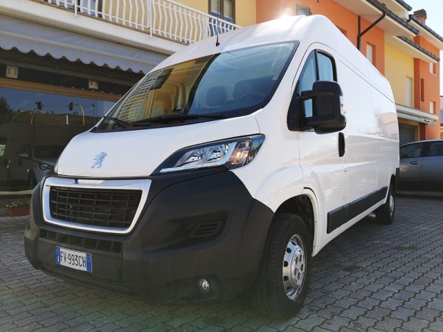 PEUGEOT Boxer usata, con ABS