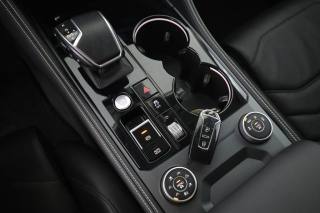 VOLKSWAGEN Touareg usata 12