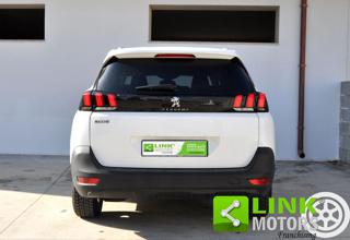 PEUGEOT 5008 usata, con Boardcomputer