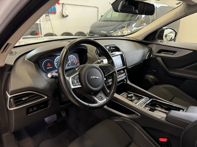 JAGUAR F-Pace usata, con Cronologia tagliandi