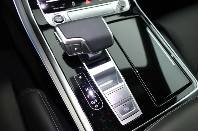 AUDI Q8 usata, con Fendinebbia