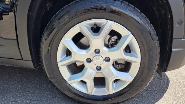 JEEP Avenger usata, con Autoradio