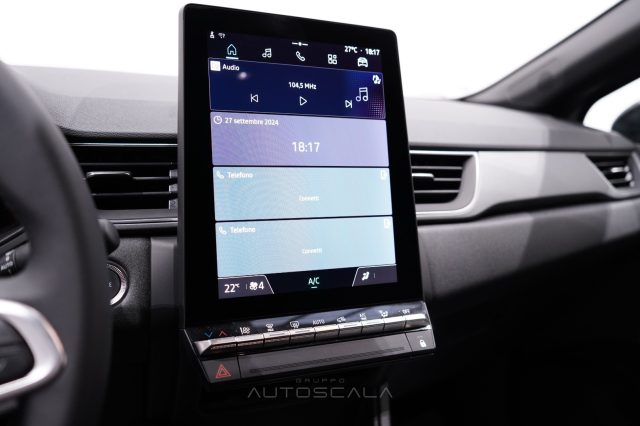 RENAULT Captur usata, con Touch screen