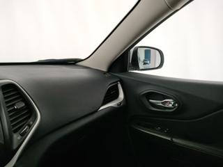 JEEP Cherokee usata, con Sedile posteriore sdoppiato