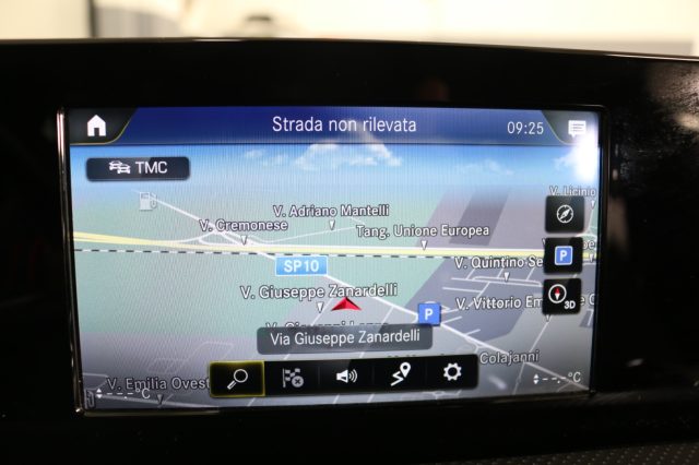 MERCEDES-BENZ CLA 200 usata, con Fari LED