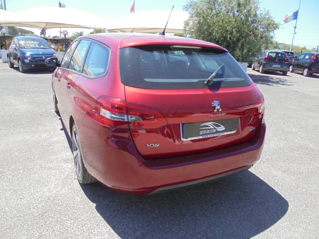 PEUGEOT 308 usata, con Fari LED