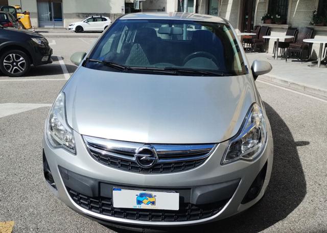 OPEL Corsa usata, con Airbag Passeggero