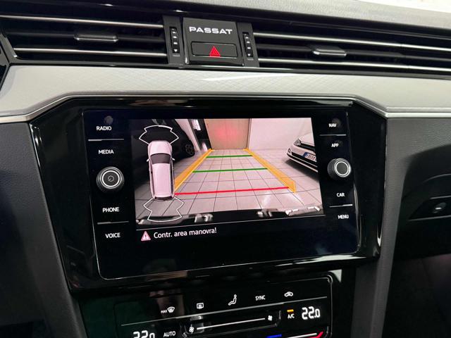VOLKSWAGEN Passat Variant usata 20