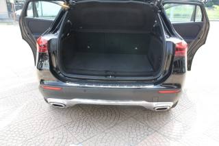 MERCEDES-BENZ GLA 180 usata, con Fari LED