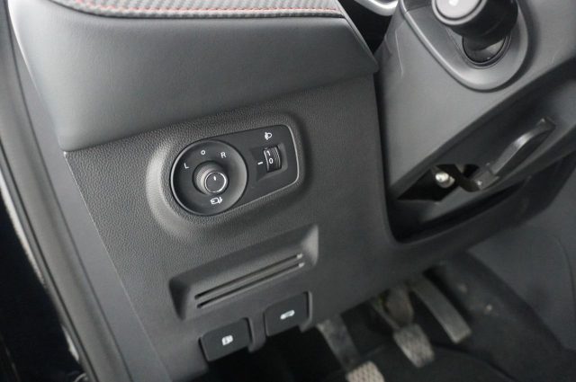 MG ZS usata, con Fendinebbia
