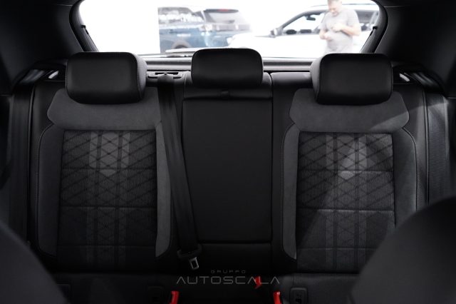 VOLKSWAGEN T-Roc usata, con Riconoscimento dei segnali stradali