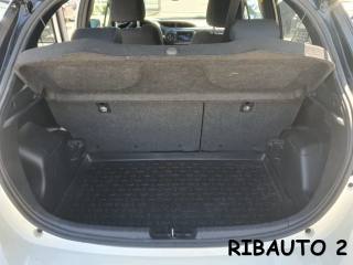 TOYOTA Yaris usata, con Luci diurne LED