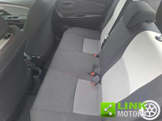 TOYOTA Yaris usata, con Bluetooth