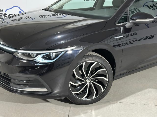 VOLKSWAGEN Golf usata, con Airbag