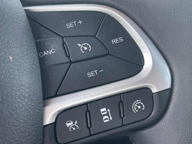JEEP Renegade usata, con Park Distance Control